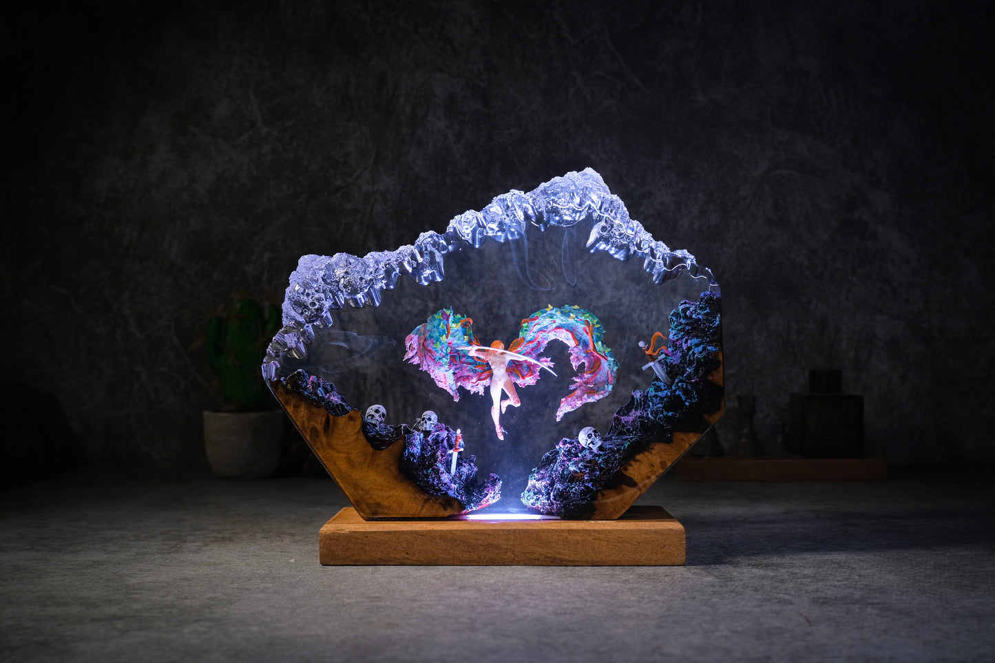 Malenia Fly in the War sky Resin lamp