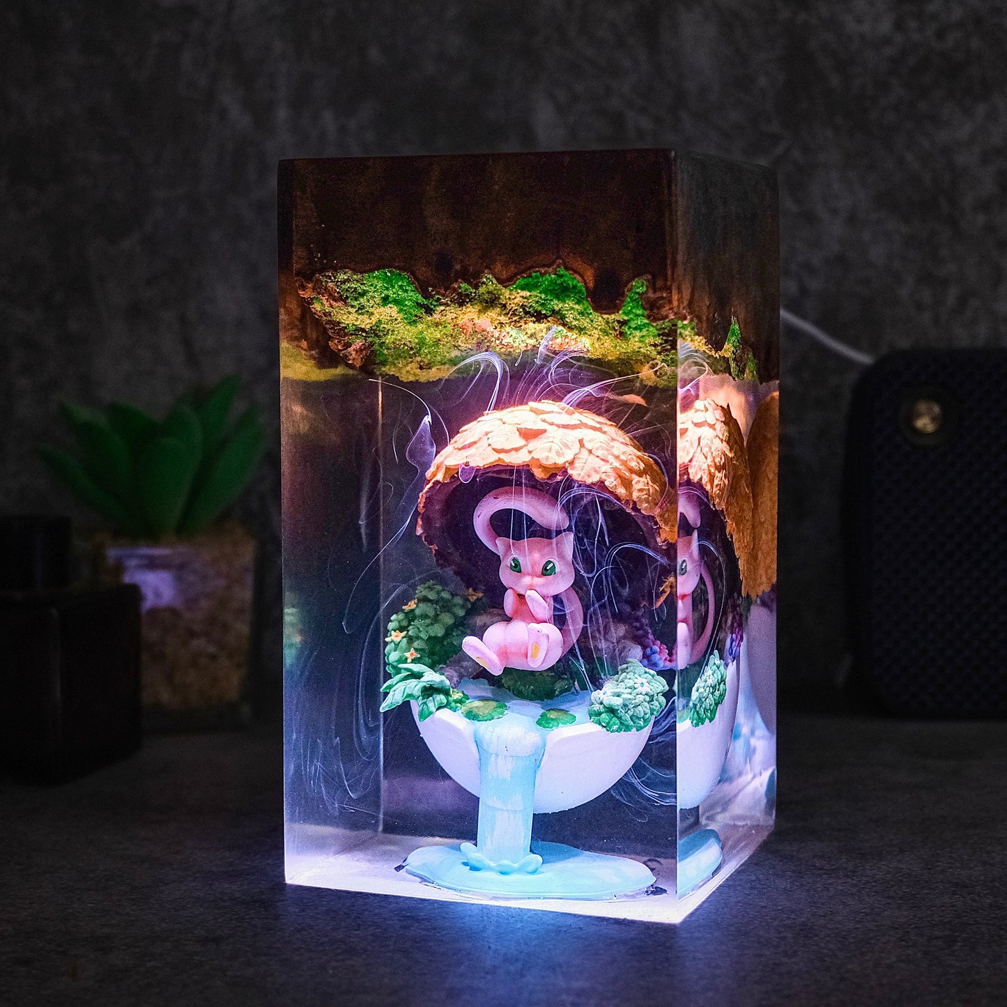 Mew Resin lamp