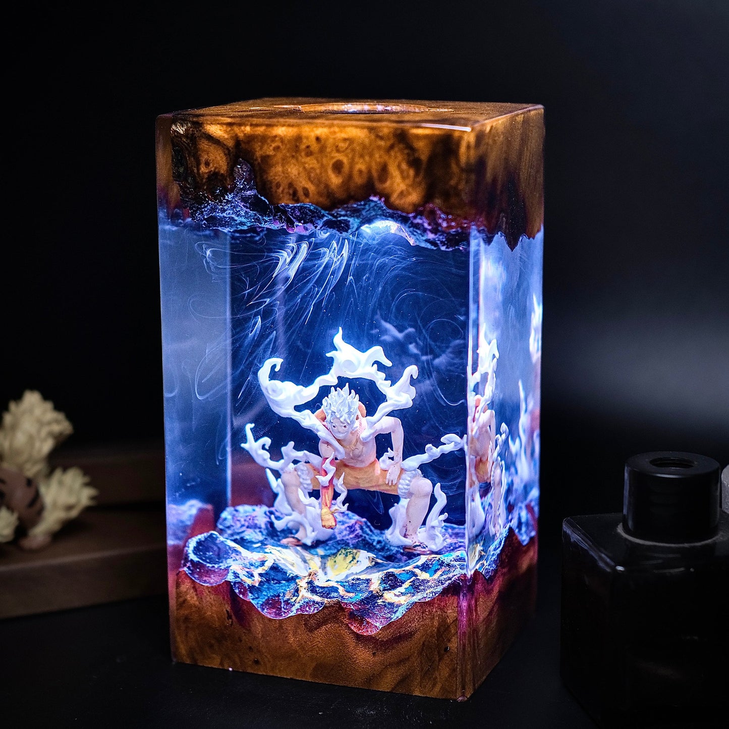 Luffy Resin Lamp